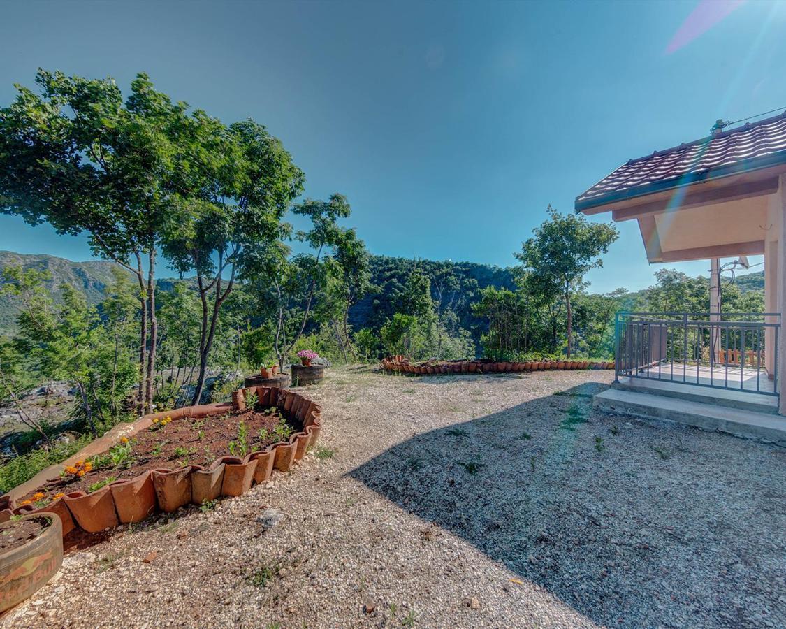 S&M Apartments Rijeka Crnojevića Εξωτερικό φωτογραφία