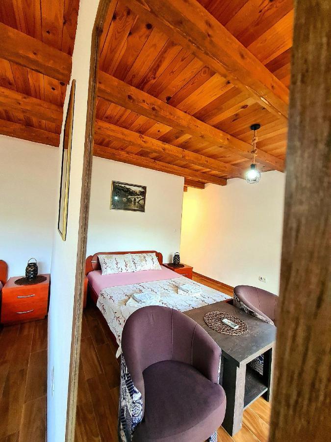 S&M Apartments Rijeka Crnojevića Εξωτερικό φωτογραφία