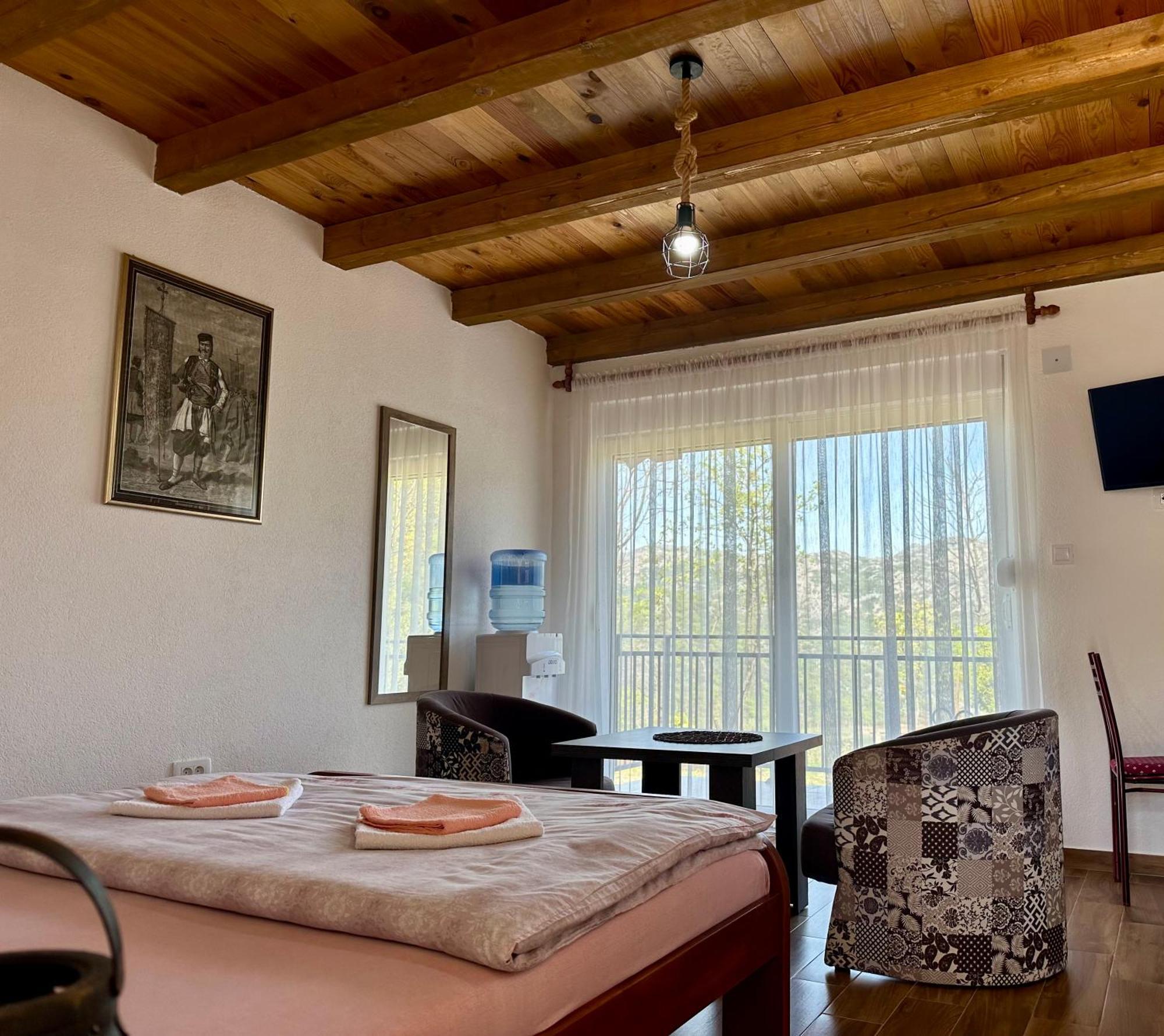 S&M Apartments Rijeka Crnojevića Εξωτερικό φωτογραφία